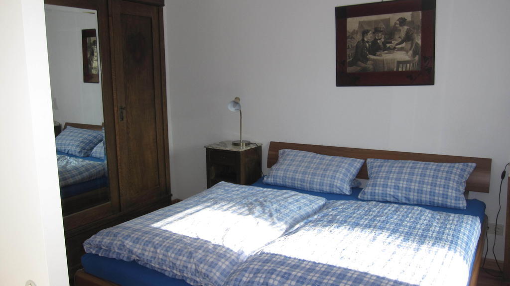 2Type4 - Apartments Brauneberg Zimmer foto
